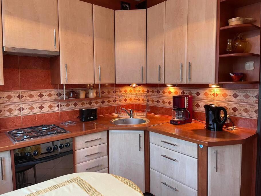 Apartament Pod Pawiem ออลชติน ภายนอก รูปภาพ