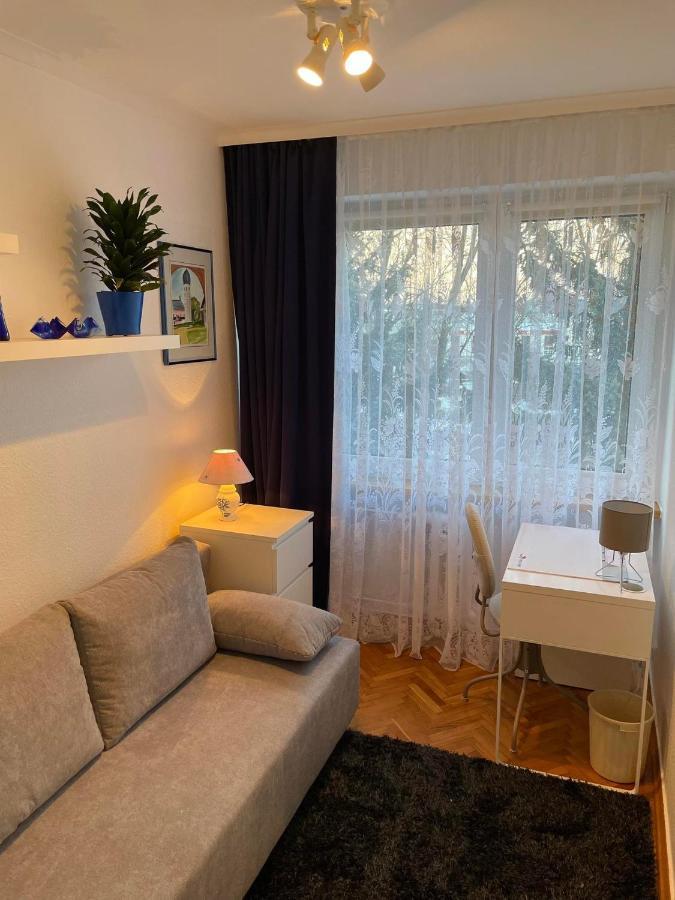 Apartament Pod Pawiem ออลชติน ภายนอก รูปภาพ